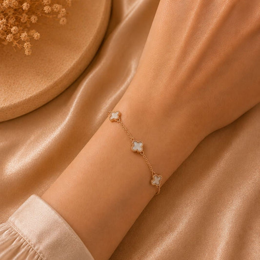 Clover Bracelet - White
