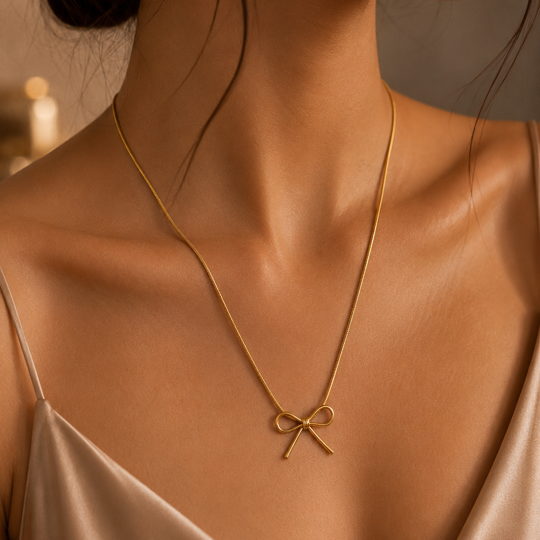 Luna Bow Necklace